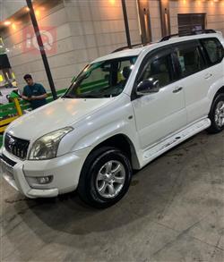 تۆیۆتا لاندكروزر پرادۆ